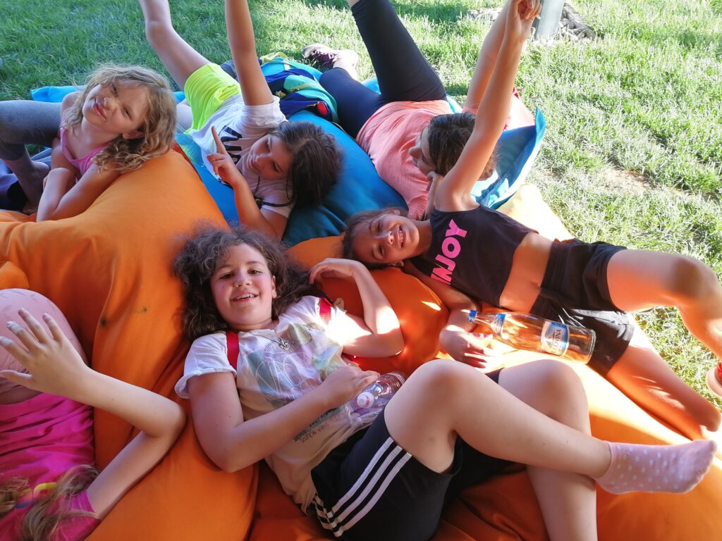 Tabără de toamnă Brașov 2025 Club Be You București
